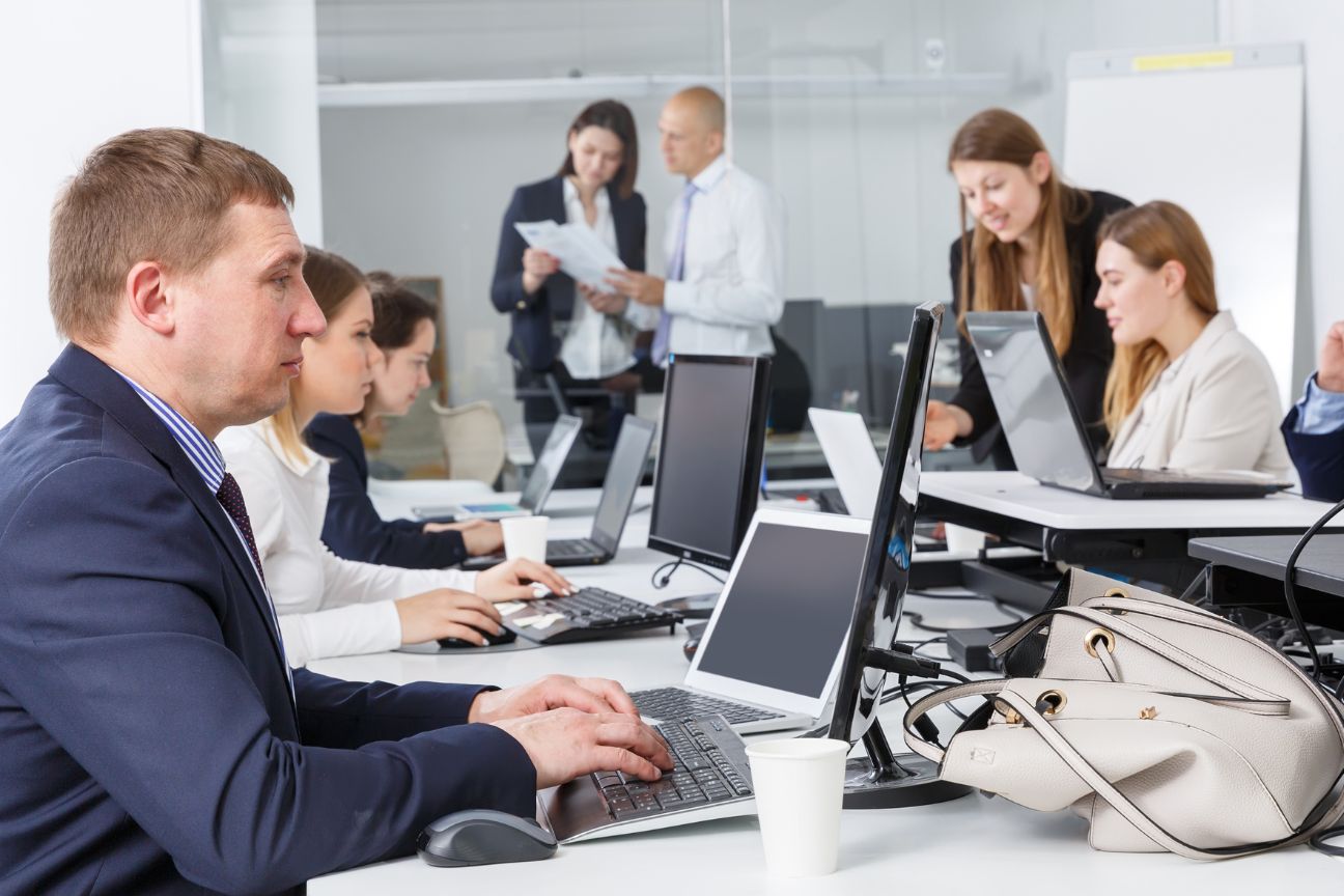 Contratar un seguro de salud para empresas